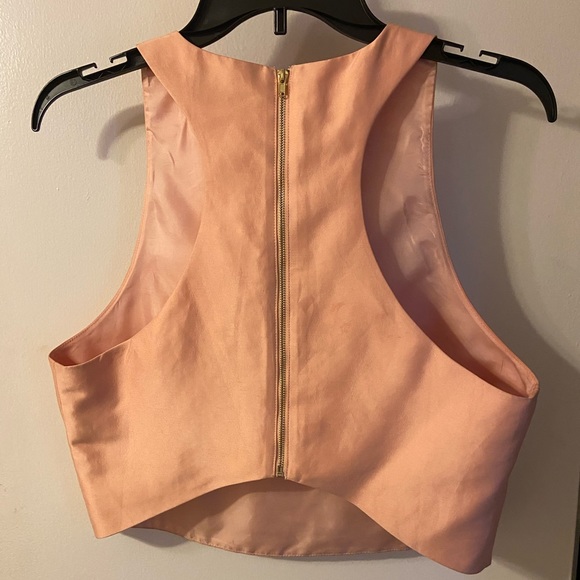 BLAQUE LABEL Cropped Top - Picture 2 of 2